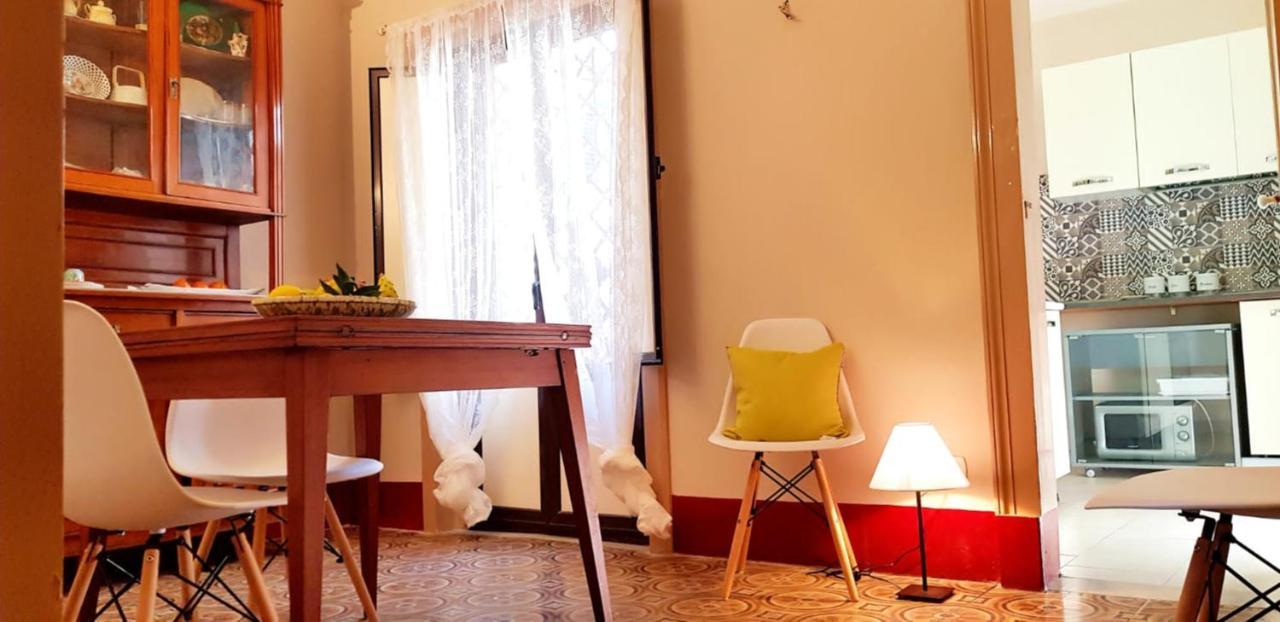 Marecla Apartments Catania Bagian luar foto